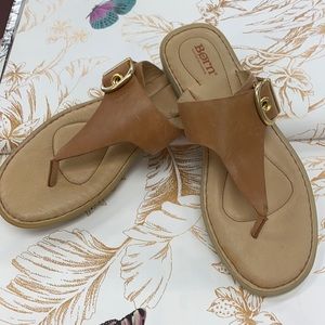 Women’s Born soft leather sandals